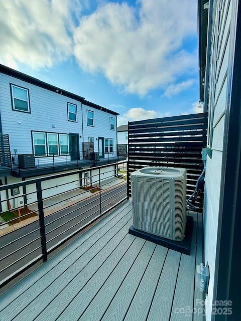 Foto del edificio - 5011 Westmead Ln