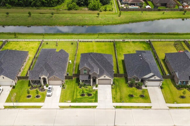 Foto del edificio - 12114 Champion's Frst Dr