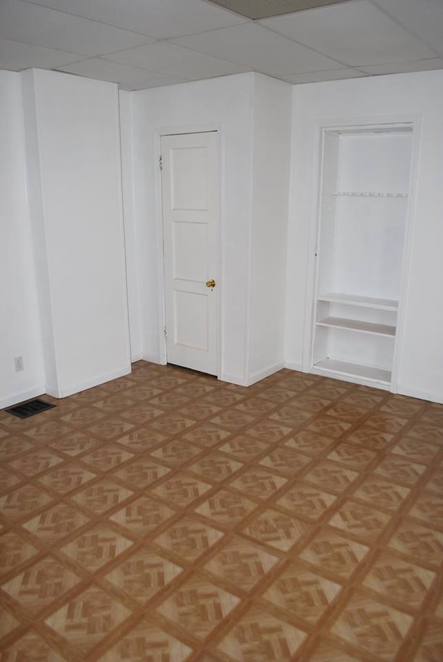 Building Photo - Unique Home Available for Immediate Lease