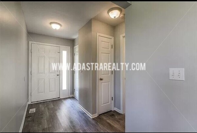 Foto del edificio - MOVE IN SPECIAL!! Spacious 3 Bed/2.5 Duplex in Louisburg-Available NOW!! MOVE IN SPECIAL $300 OFF...