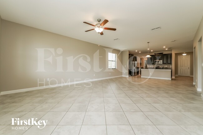Building Photo - 9901 Victory Gallop Loop