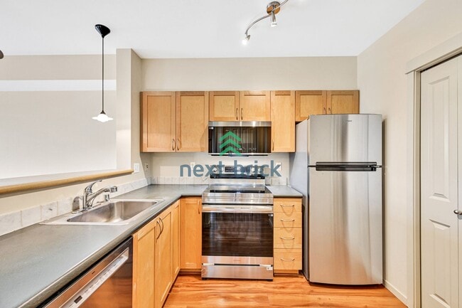 Building Photo - Beautiful home with 1 bed, 1 bath for rent