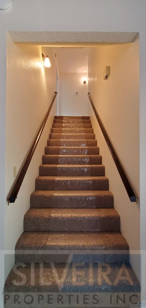 Foto del edificio - Three Bedroom Home In Orcut/Santa Maria