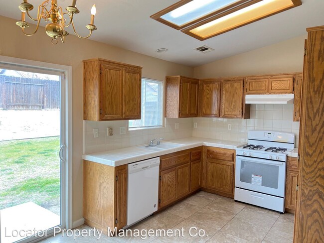 Building Photo - 3 br, 2 bath House - 242 Fern Meadow Dr.