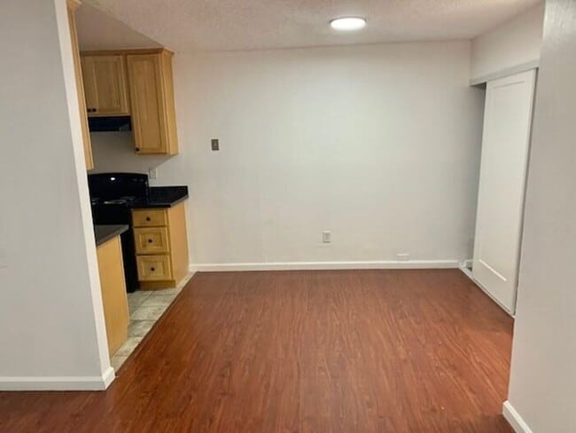 Building Photo - Nice 2 Bedroom 1 Bathroom Condo in Fairfield - AVAILABLE NOW!!