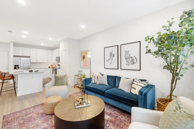 Building Photo - The Knox