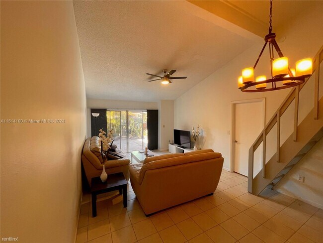 Building Photo - 3 br, 2 bath House - 10211 Buttercup Ct