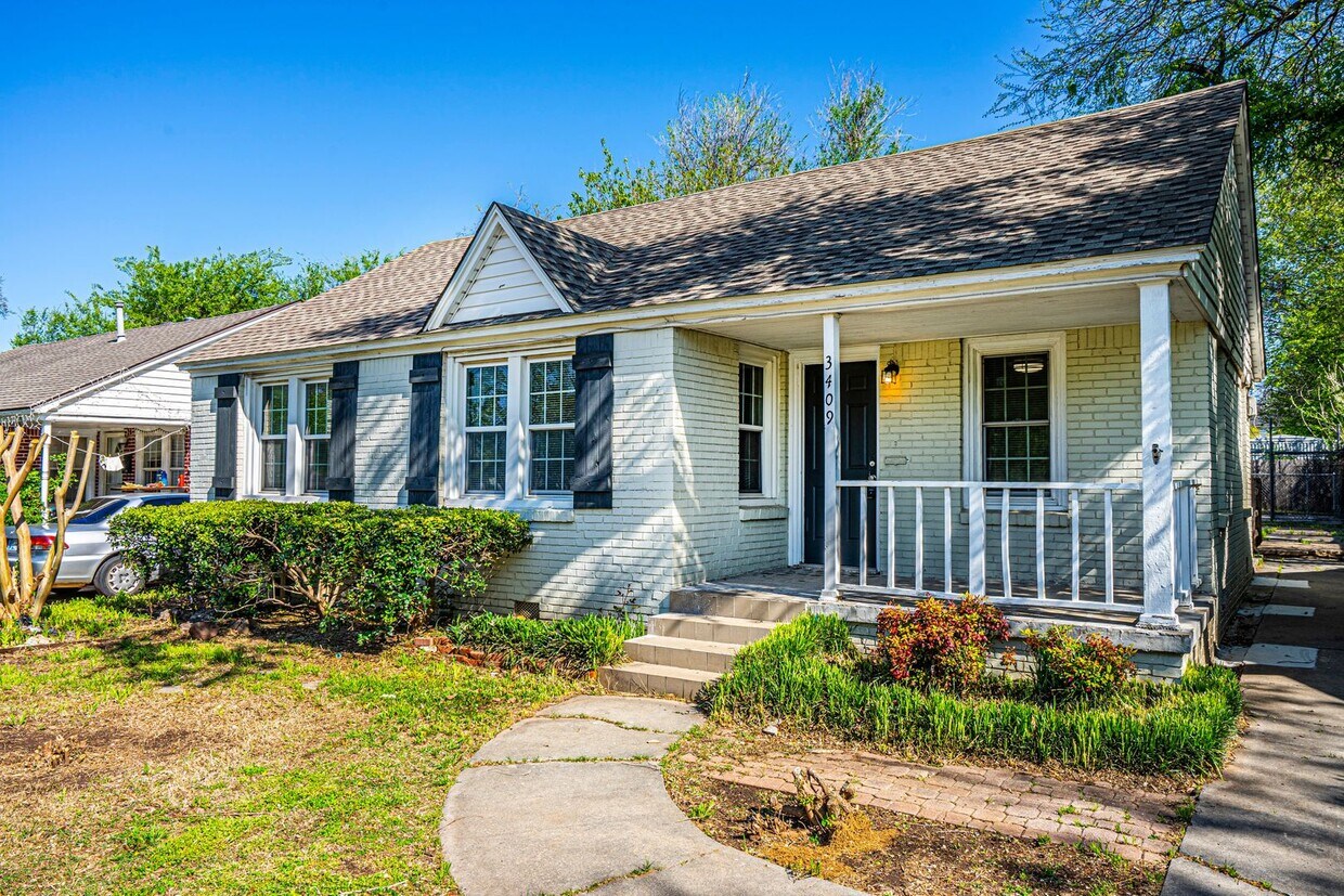 PARK VIEW!! 2 Bed - 1 bath in NW OKC! - PARK VIEW!!  2 Bed - 1 bath in NW OKC!