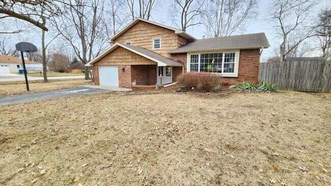 Foto del edificio - 500 Magnolia Dr