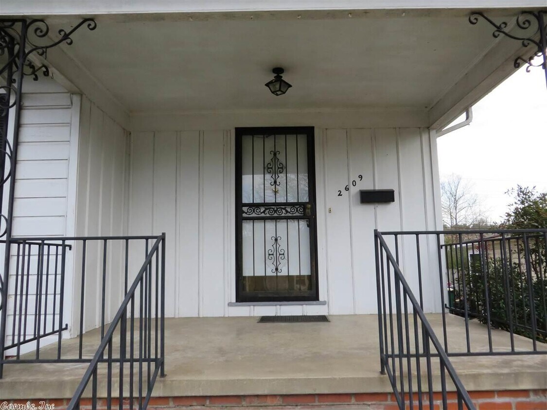 2609 Crouchwood Rd, Little Rock, AR 72207 House for Rent in Little