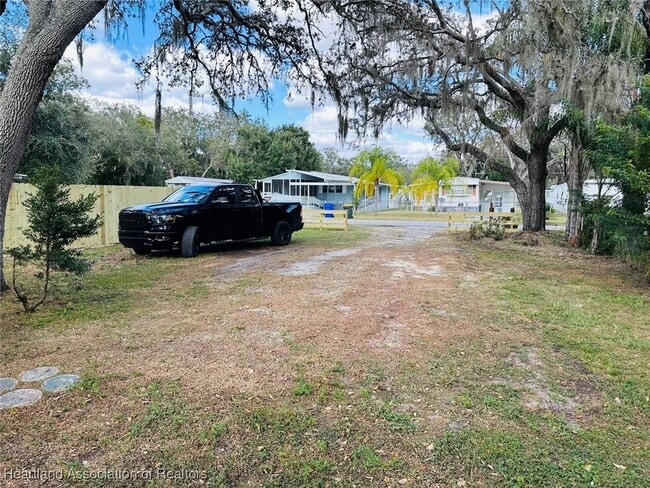 Foto del edificio - 5037 Roanoke St