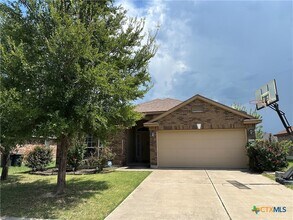 Building Photo - 6212 Suellen Ln