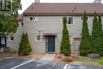 Building Photo - 135 Escarpment Crescent