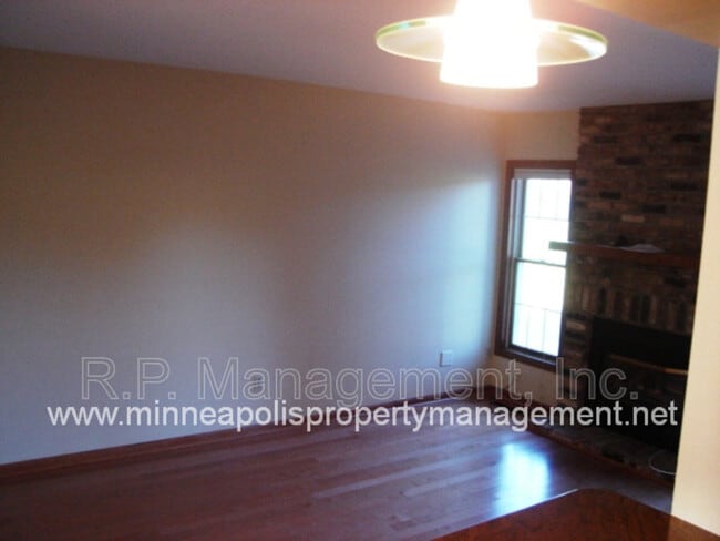 Building Photo - 14345 Bedford Dr