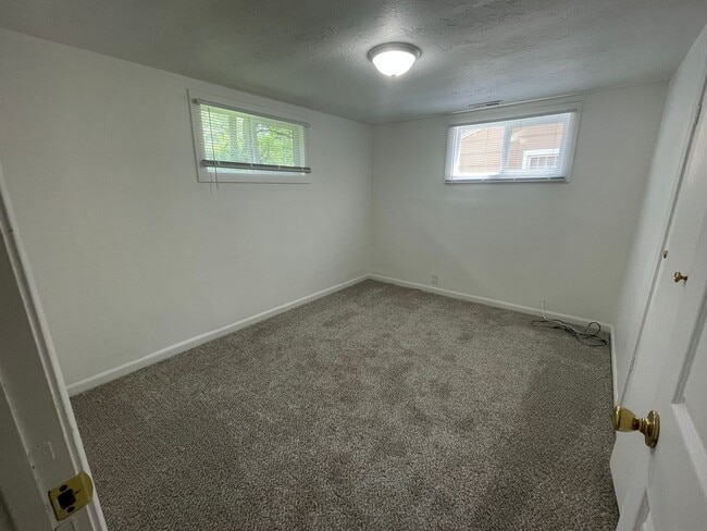 Foto del edificio - Renovated 3bed/1bath