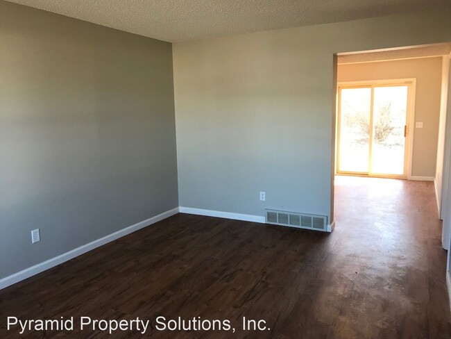 Building Photo - 3 br, 1.5 bath House - 3701 Williams St