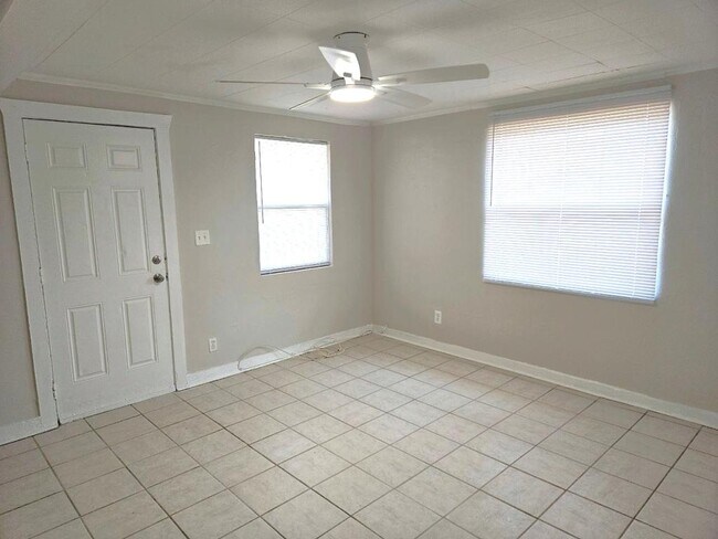 Foto del edificio - 5614 Atlee Ave