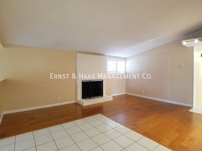 Foto del edificio - 3310 E Curry St