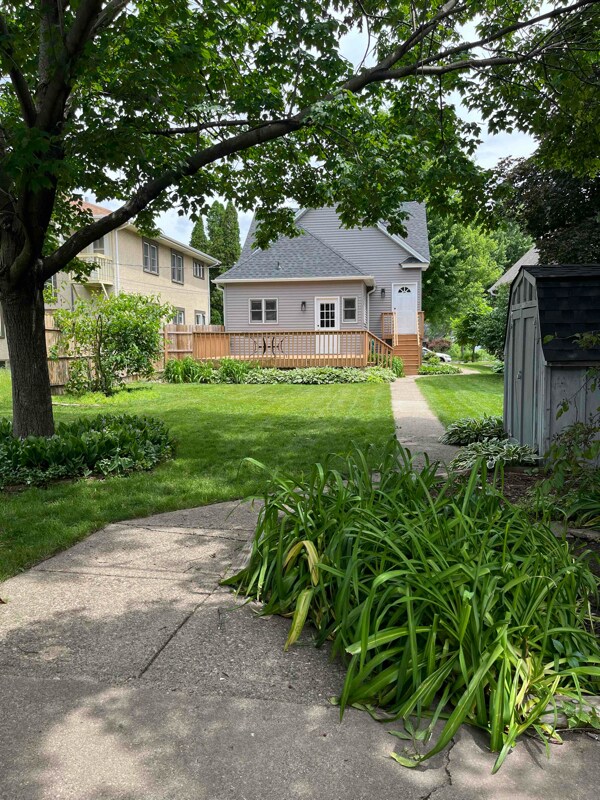 Building Photo - 4230 S 39th Ave