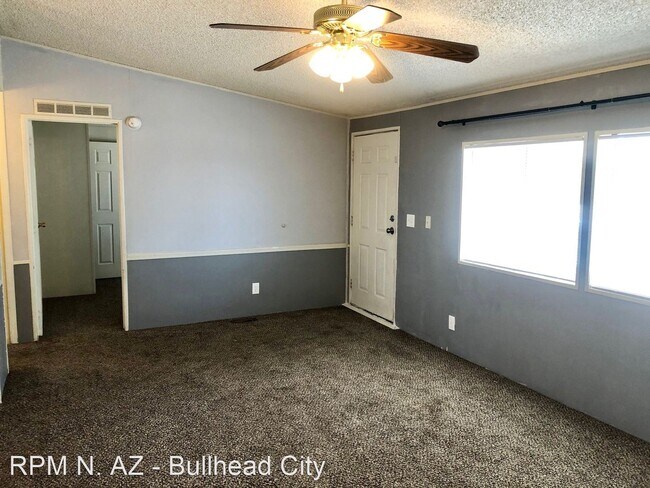 Building Photo - 3 br, 2 bath House - 2527 E. Vicki Ave.