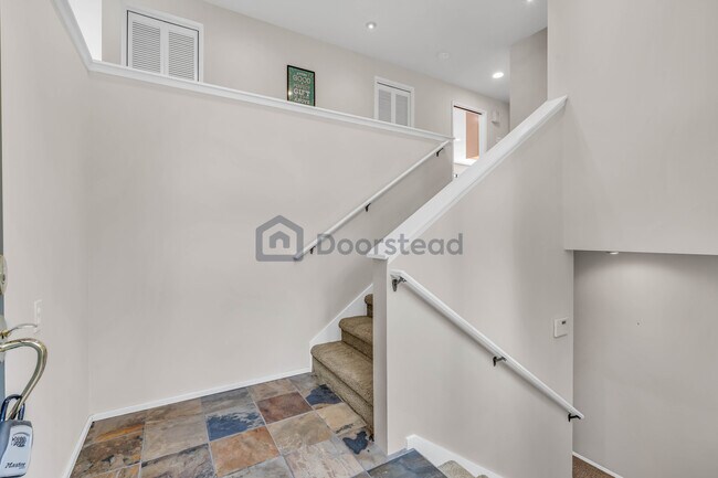 Foto del edificio - 3101 80th Ave NE