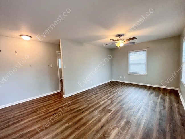 Foto del edificio - 414 Miller St