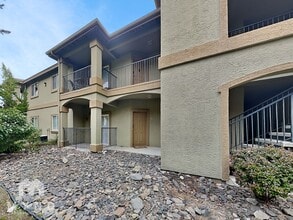 Building Photo - 6850 Sharlands Ave.