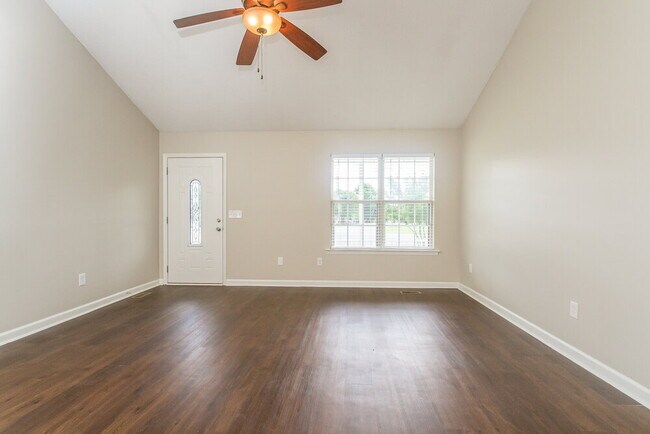 Foto del edificio - 1103 Jerico Rd