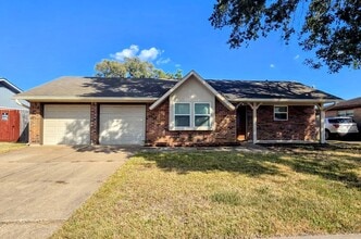 Building Photo - 4315 Navajo St
