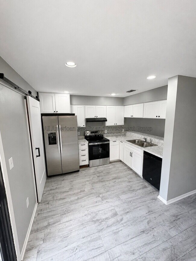 Foto del edificio - 217 Oak St SE