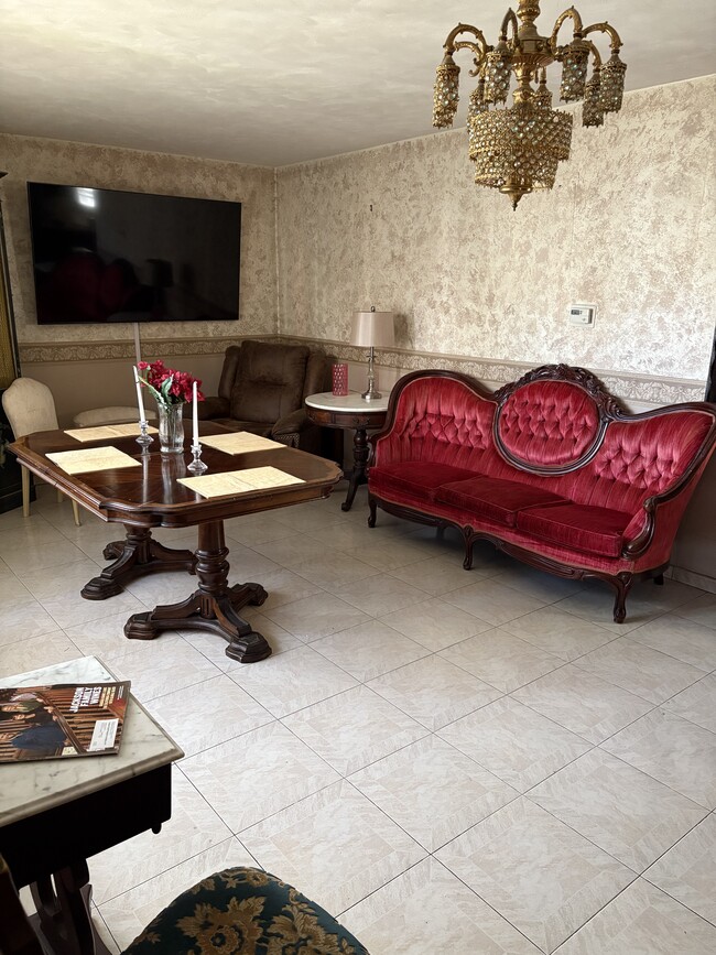 Sala de estar - 752 E 88th St