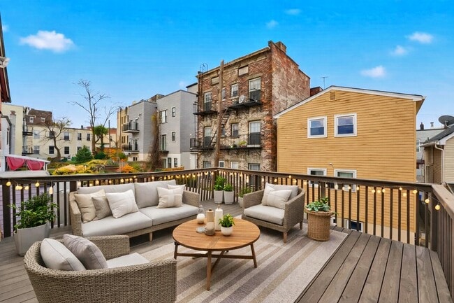 Foto del edificio - 89 Stuyvesant Ave