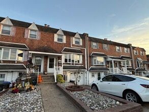 Building Photo - 12425 Dunks Ferry Rd