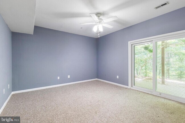 Foto del edificio - 3bd 2.5bth home nestled in the sought-afte...