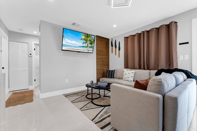 Photo - 169 NW 42nd St Townhome