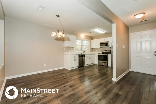 Building Photo - 16 Loney Cir