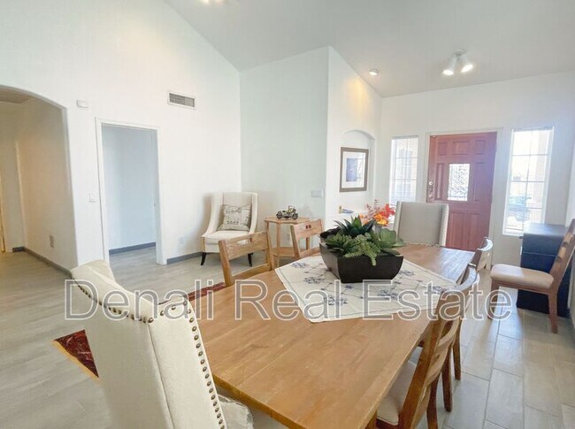 Foto del edificio - 11832 E Clinton St