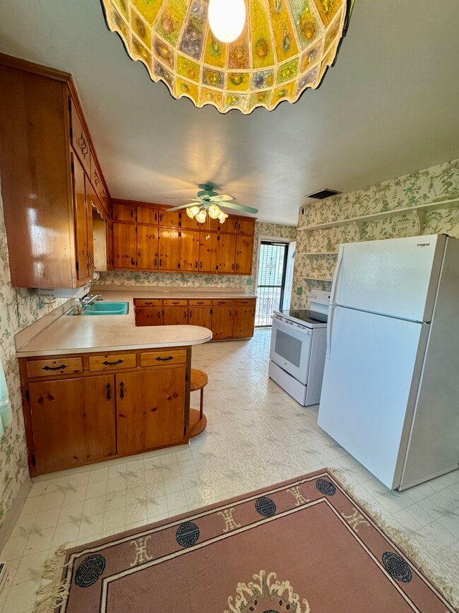 Building Photo - 317 2nd Ave