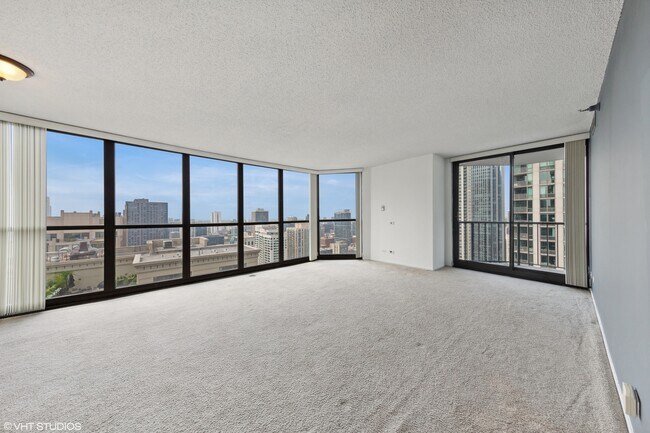 Building Photo - 10 E Ontario St