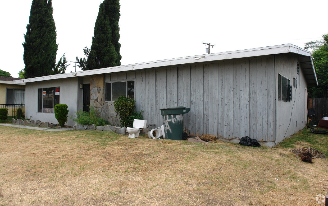 Foto del edificio - 1346 N Parkside Dr