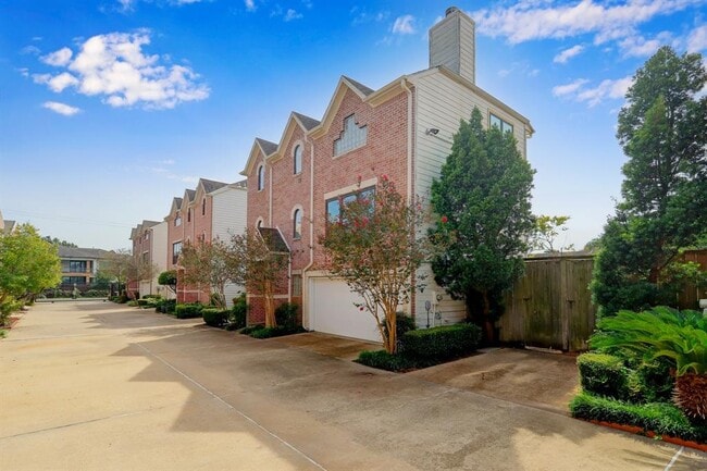 Building Photo - 6418 Ferris Dr