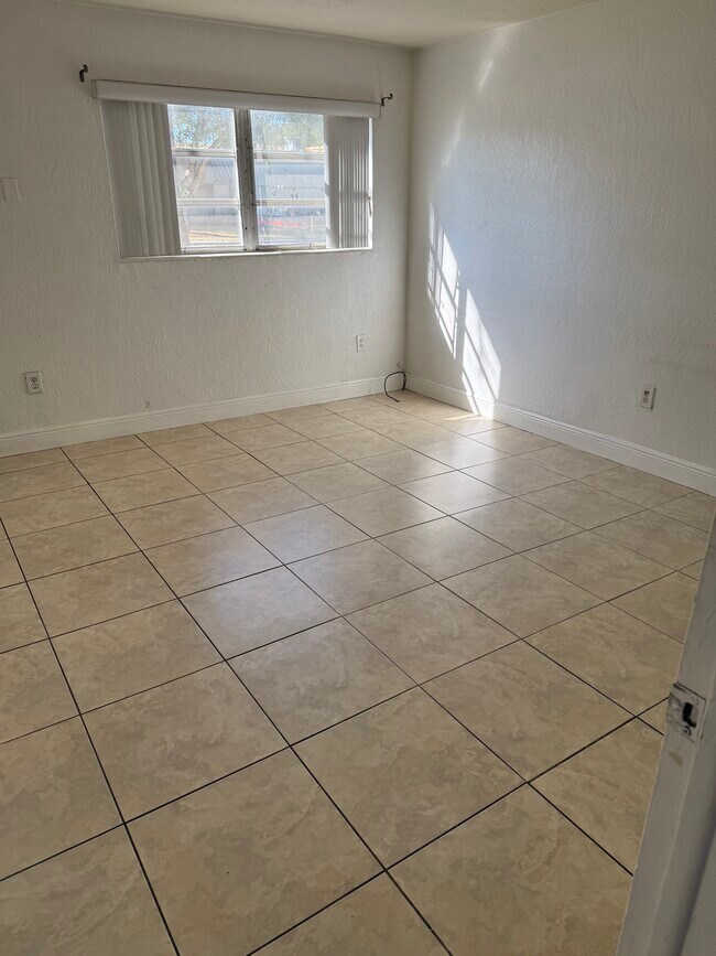 Foto del edificio - 3901 SW 112th Ave