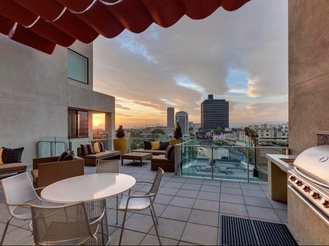 Wilshire La Brea Rentals - Los Angeles, CA | Apartments.com