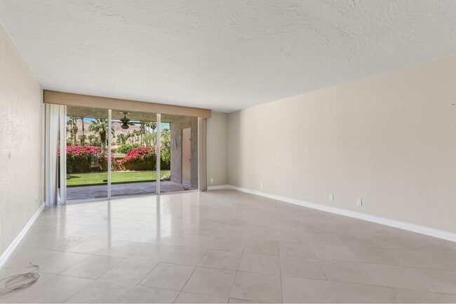 Building Photo - 46305 Portola Ave