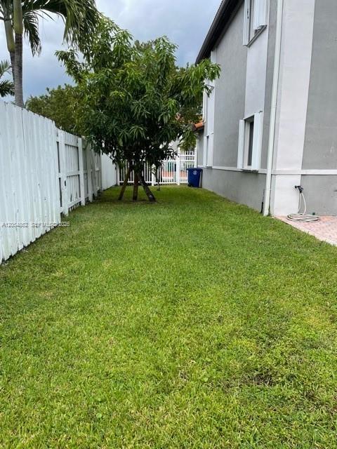 Building Photo - 12948 SW 28th Ct