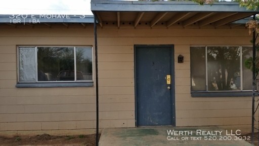Building Photo - Small Single Level Community