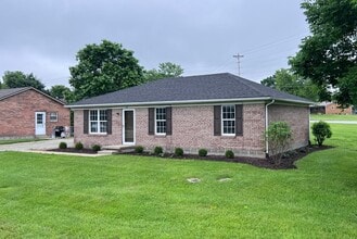 Building Photo - 105 Hayden Dr