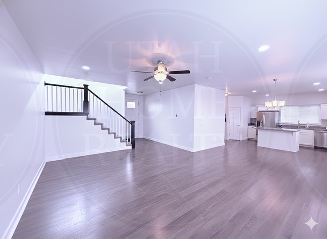 Building Photo - 441 E 260 N