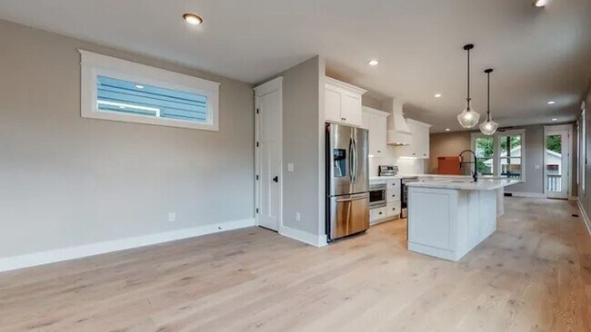 Foto del edificio - North Nashville Gem, 3 miles from Downtown...
