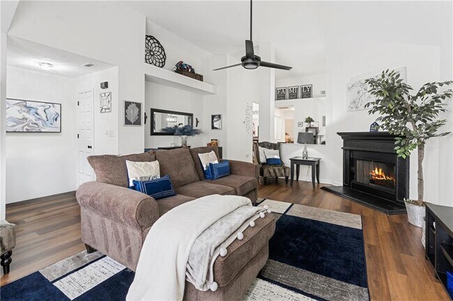 Foto del edificio - 4909 Truitt Ln